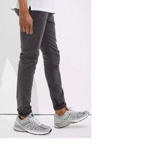 American Eagle Grey pants 28x34